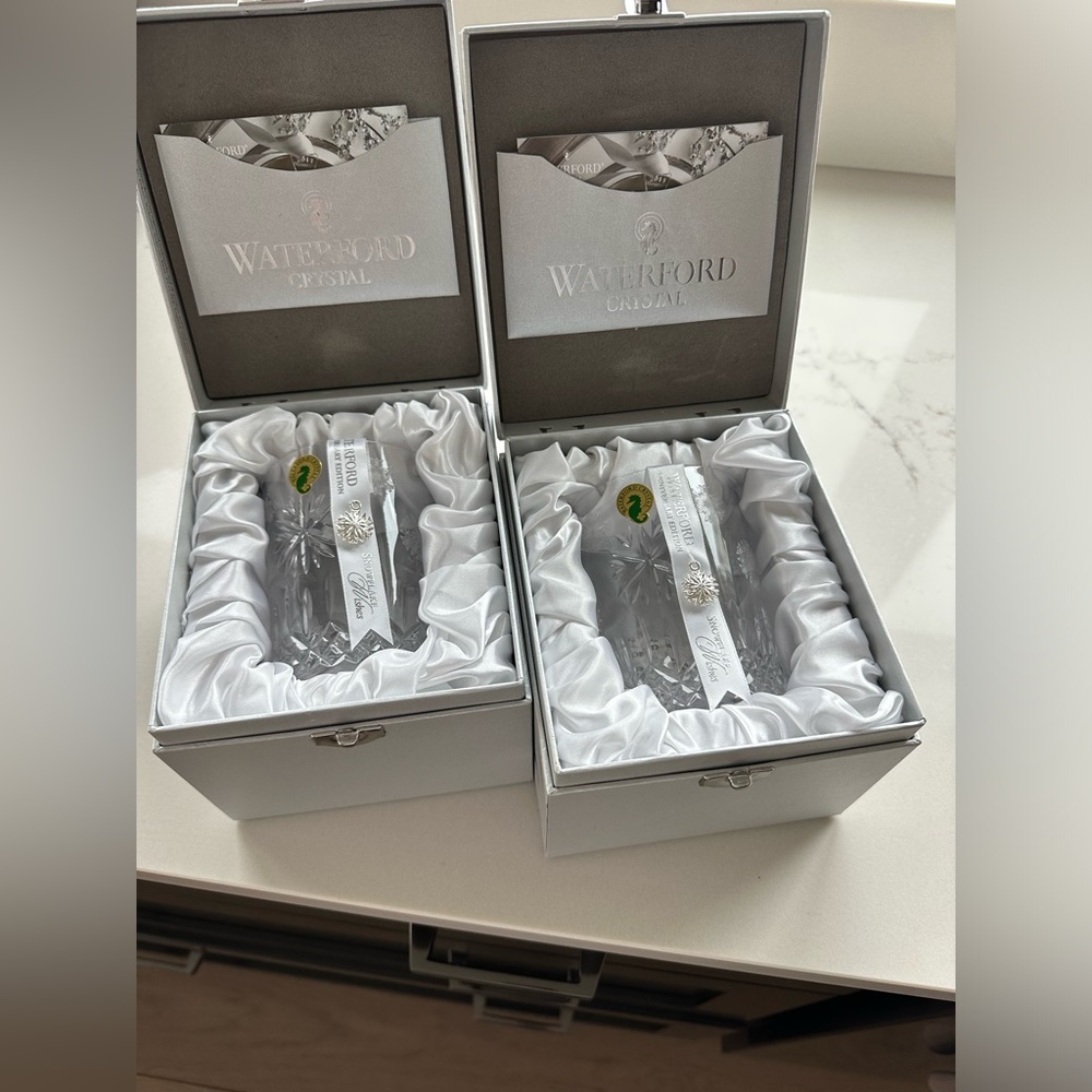 Waterford Snowflake 10th Anniversary Edition Love Double Old Fashioned Tumbler